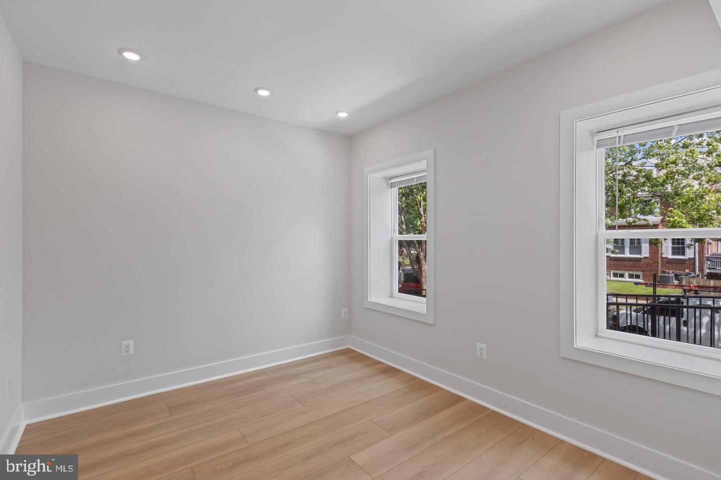2236 40th St Nw #4 Property Photo 14