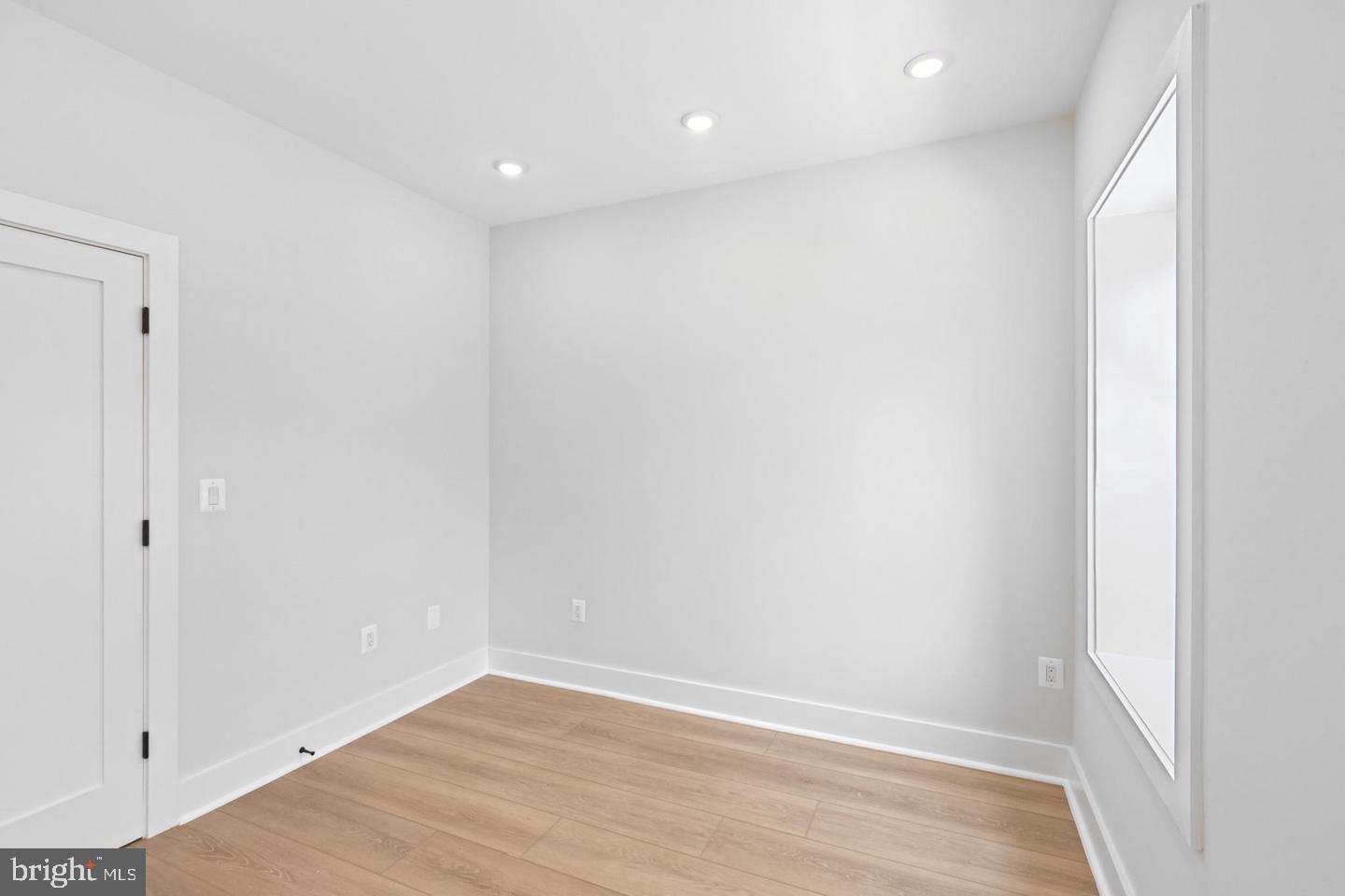 2236 40th St Nw #4 Property Photo 15