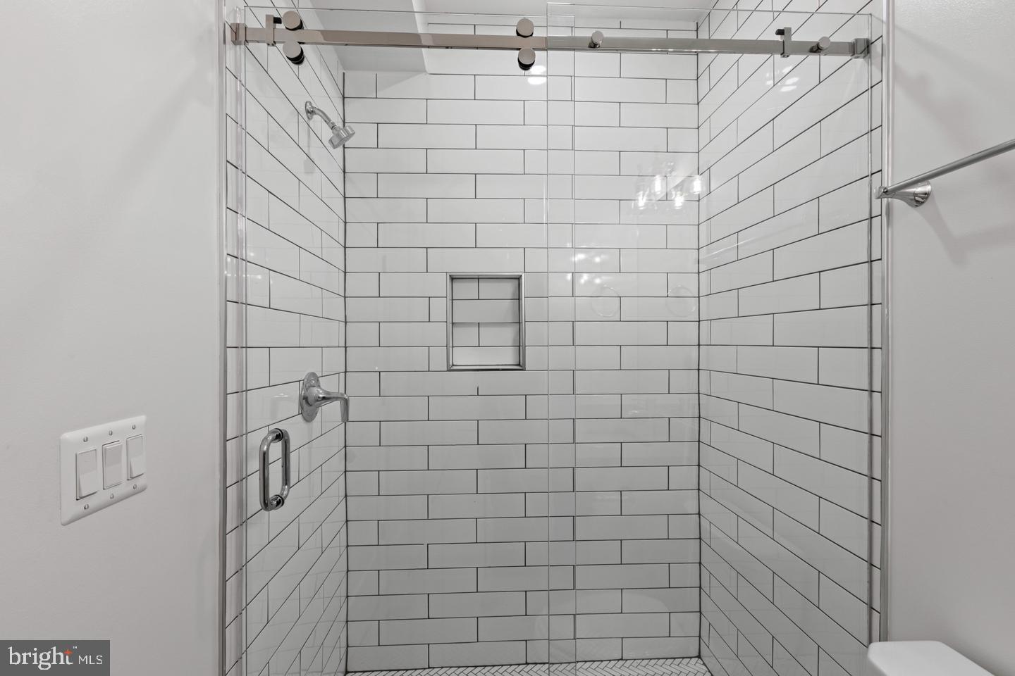 2236 40th St Nw #4 Property Photo 19