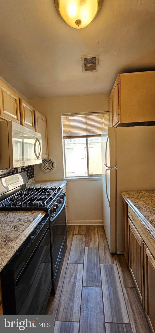 1920 Naylor Rd Se #307 Property Photo 4