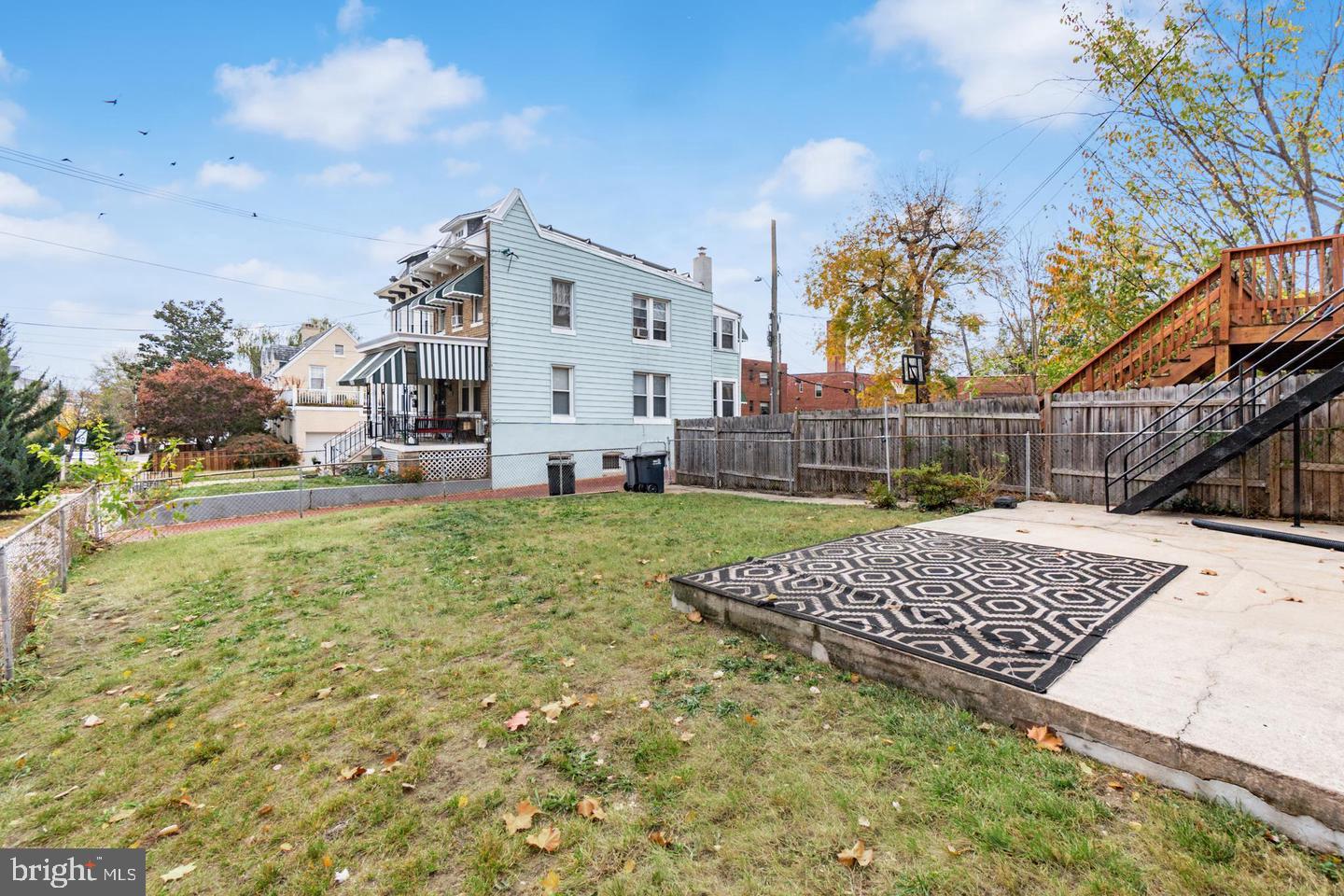 900 Madison St Nw #b Property Photo 39