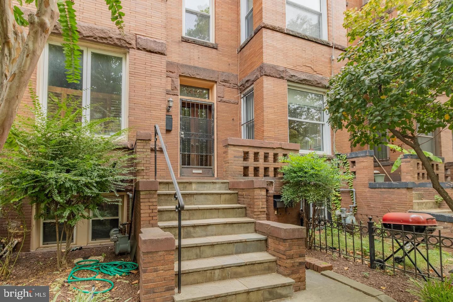 1459 Chapin St Nw Property Photo 6