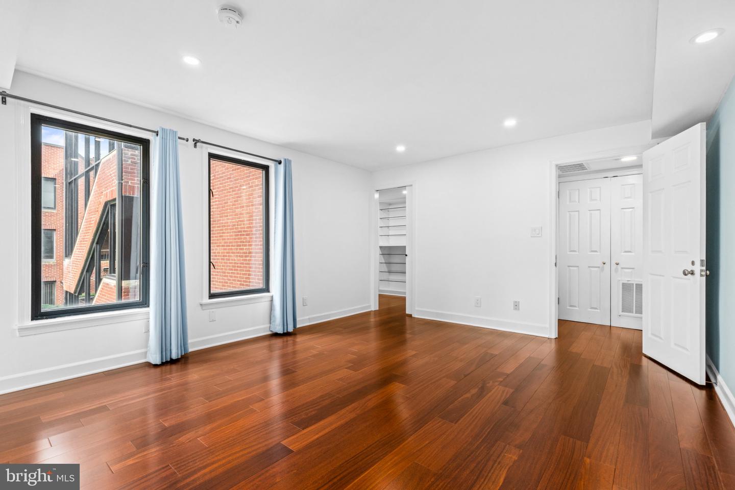 1080 Wisconsin Ave Nw #2011 Property Photo 14