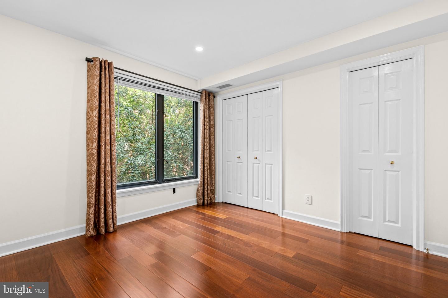 1080 Wisconsin Ave Nw #2011 Property Photo 22