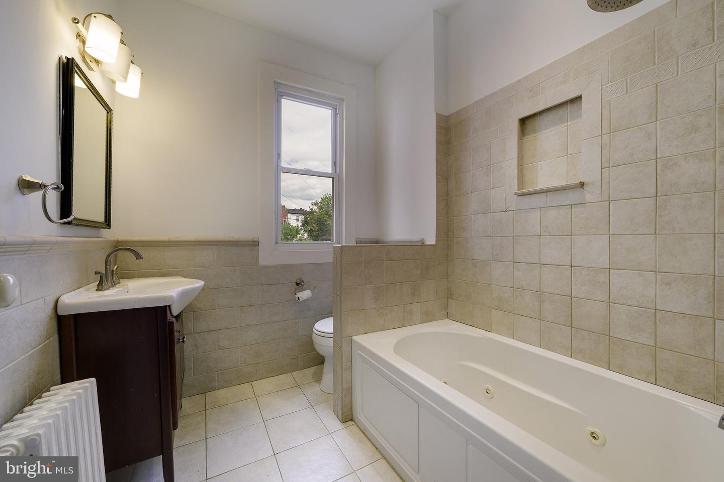 1383 Quincy St Nw Property Photo 18