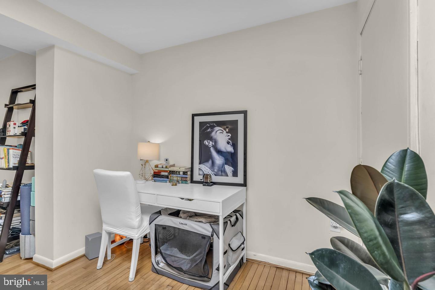 3040 Pineview Ct Ne Property Photo 8