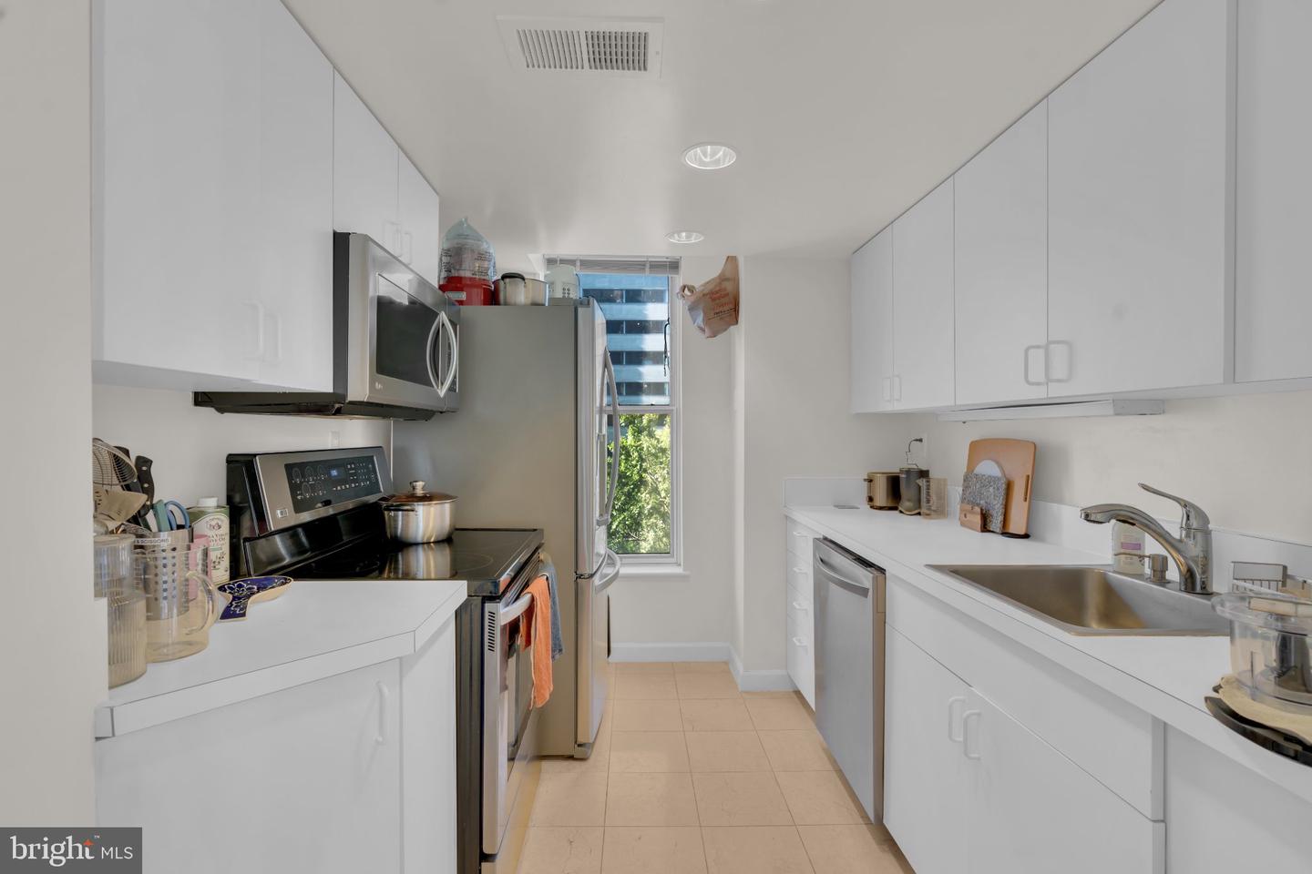 601 Pennsylvania Ave Nw #504 Property Photo 8