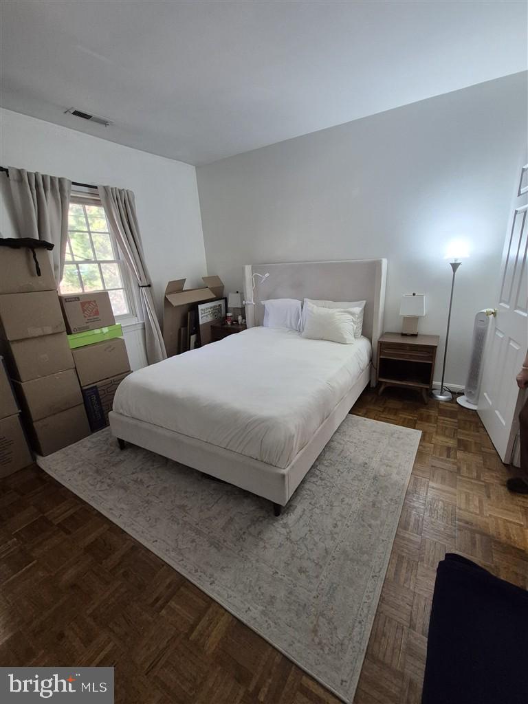 252 Maryland Ave Ne #17 Property Photo 8