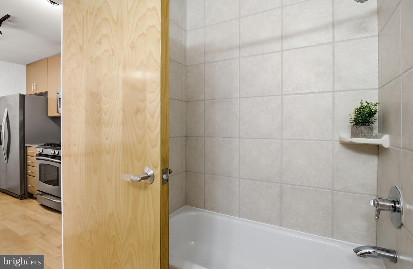 1529 14th St Nw #202 Property Photo 17