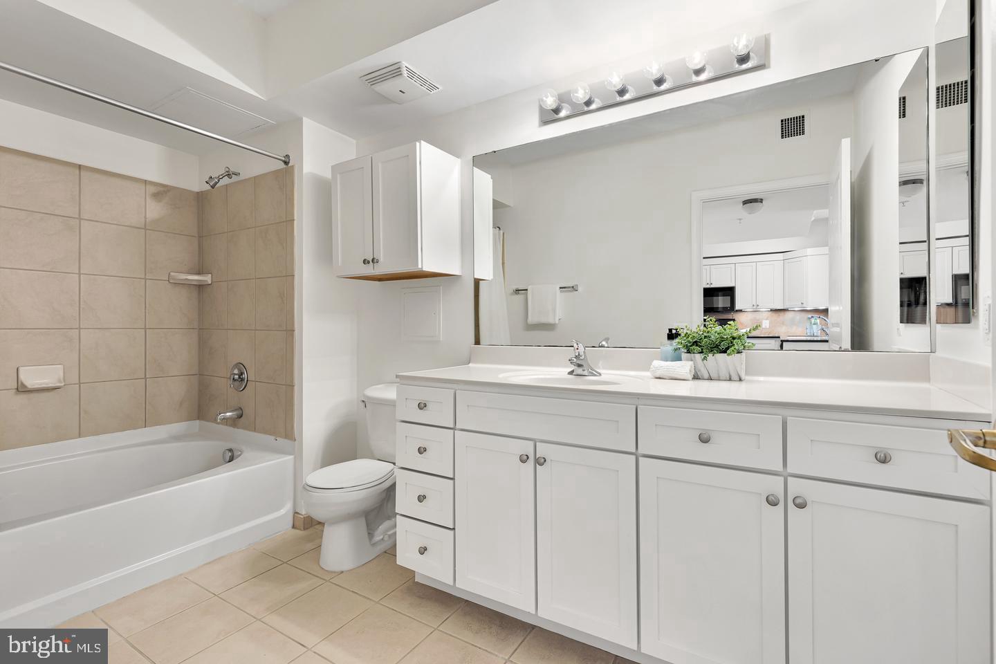 631 D St Nw #1237 Property Photo 12
