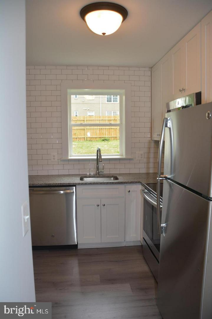 5029 Hanna Pl Se #1 Property Photo 4