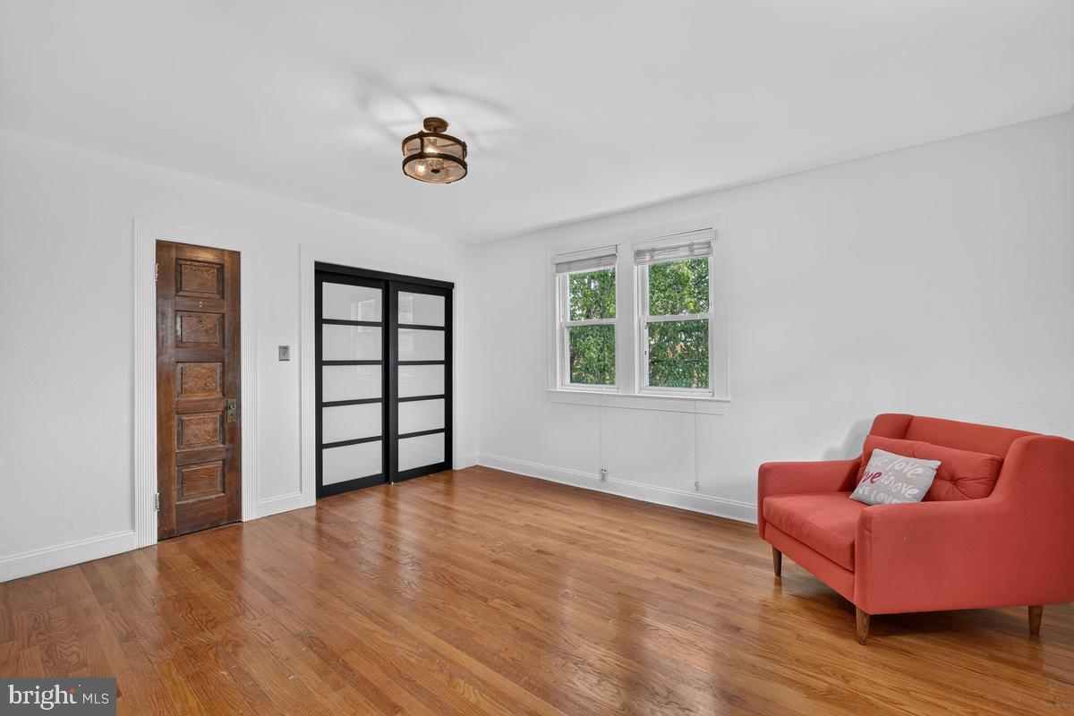 4913 Brooks St Ne Property Photo 14