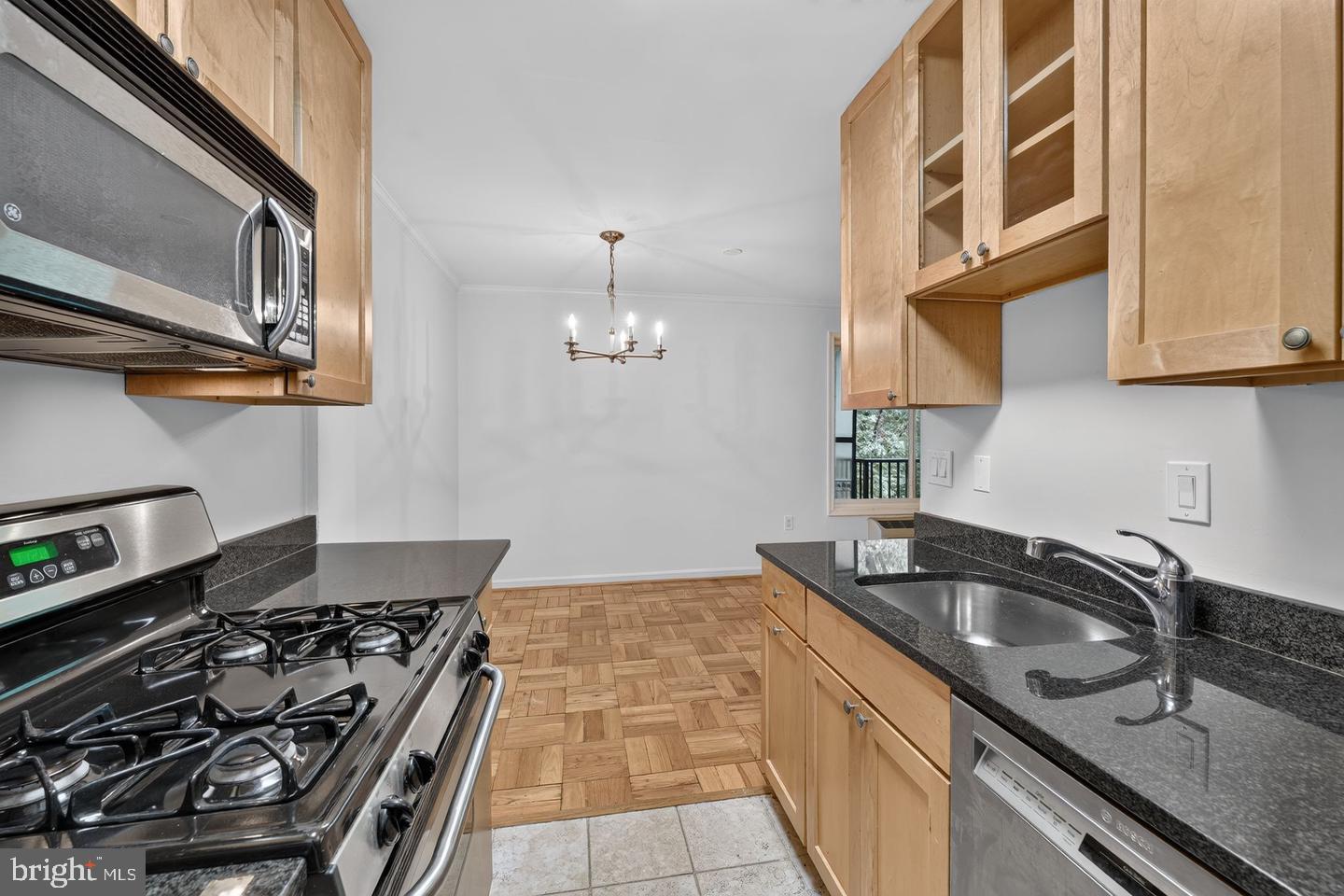 DCDC2284268 Property Photo 17