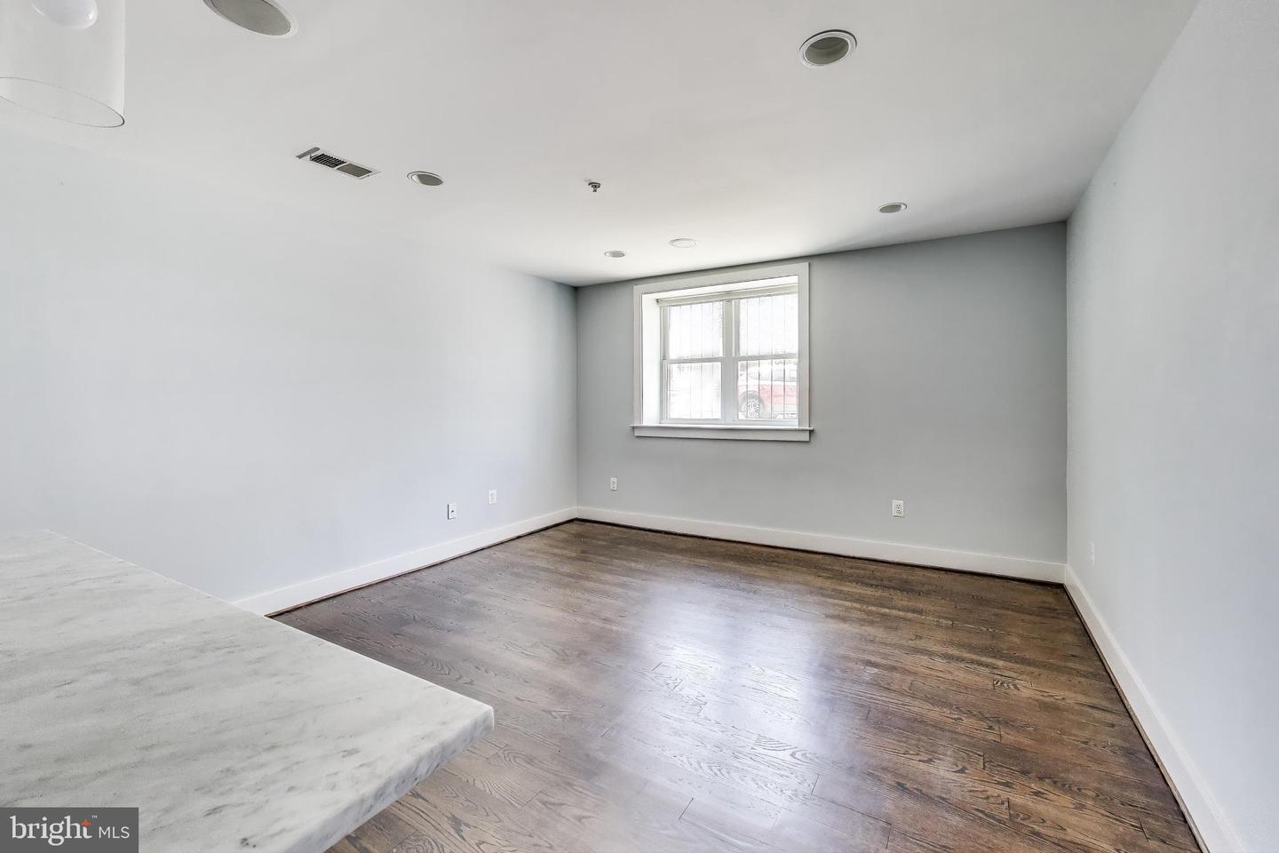 1480 Harvard St Nw #1 Property Photo 5