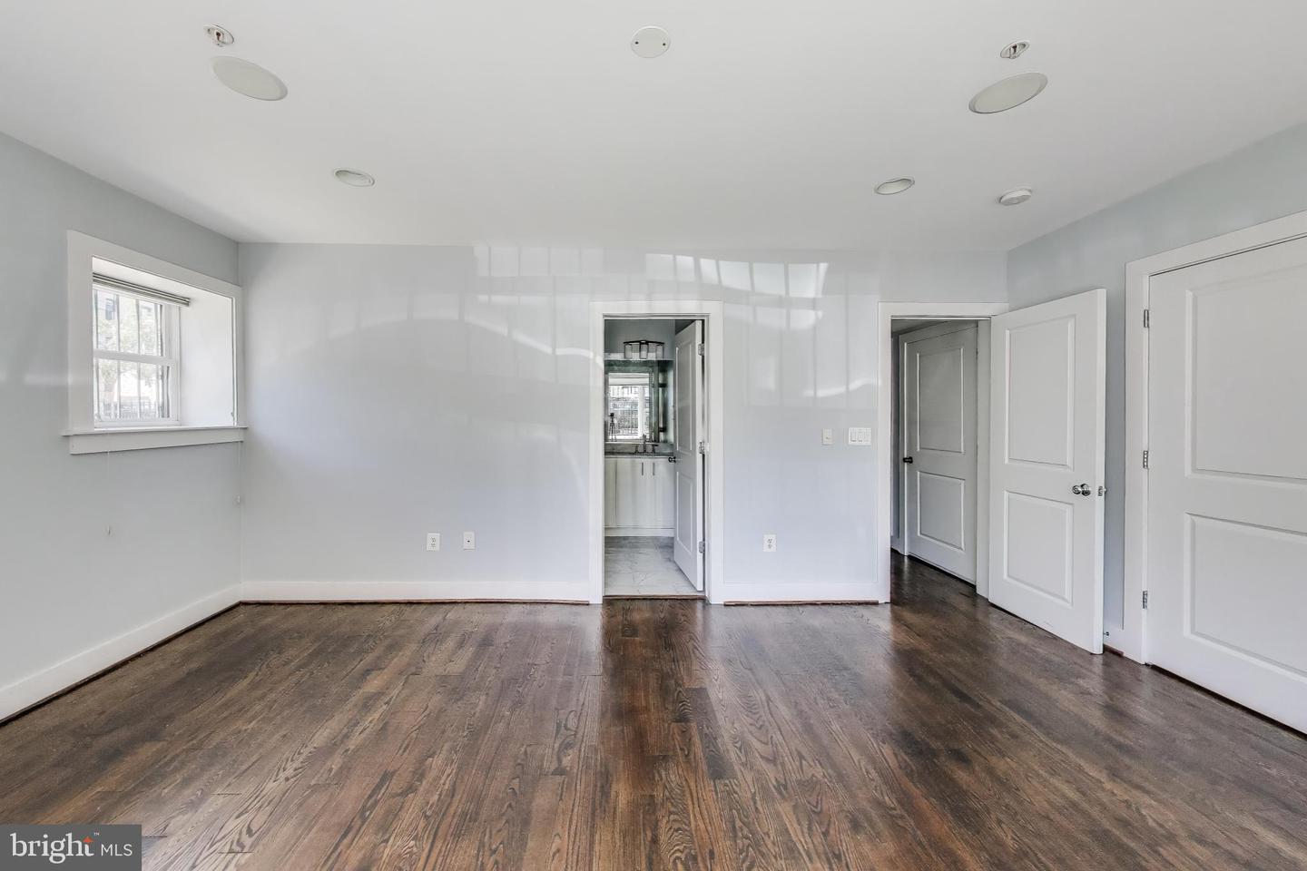 1480 Harvard St Nw #1 Property Photo 10