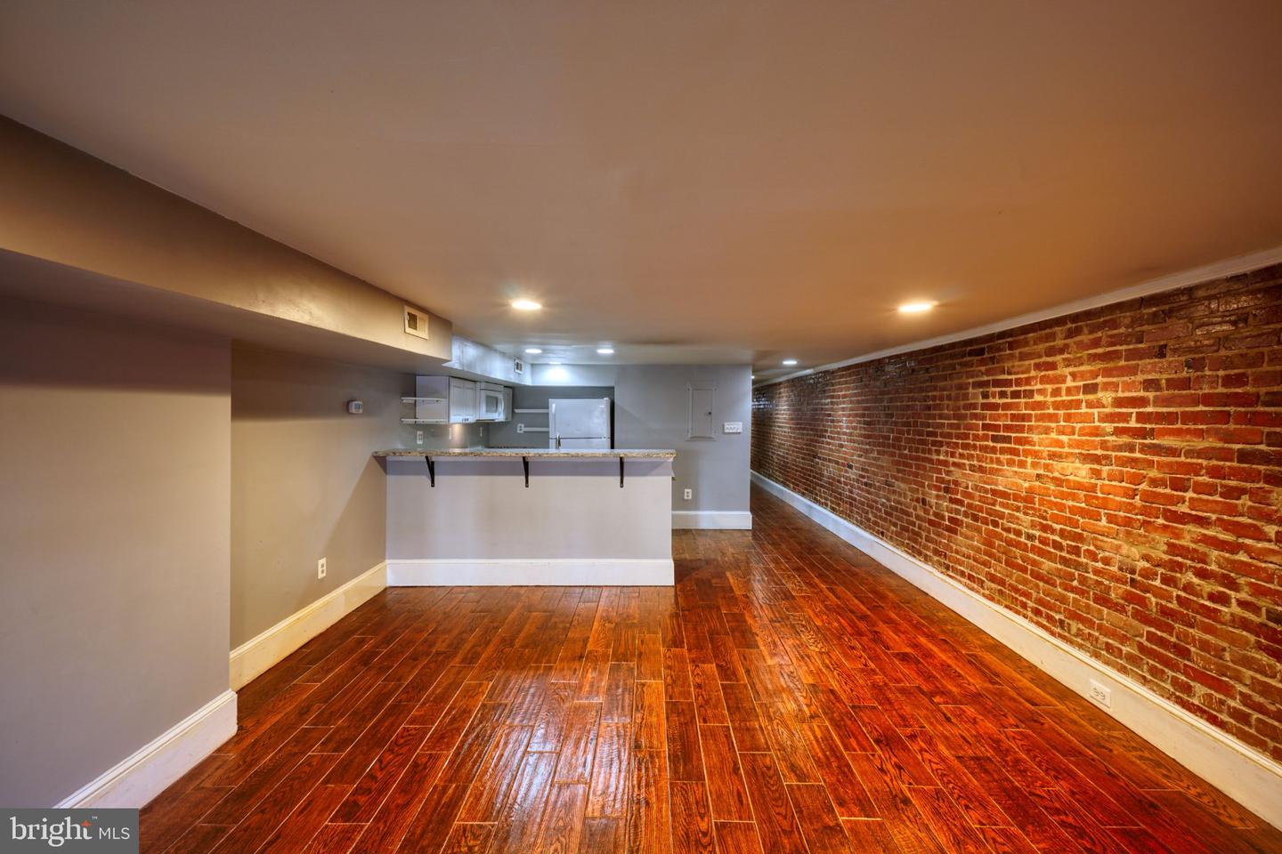 50 T St Nw #b Property Photo 3
