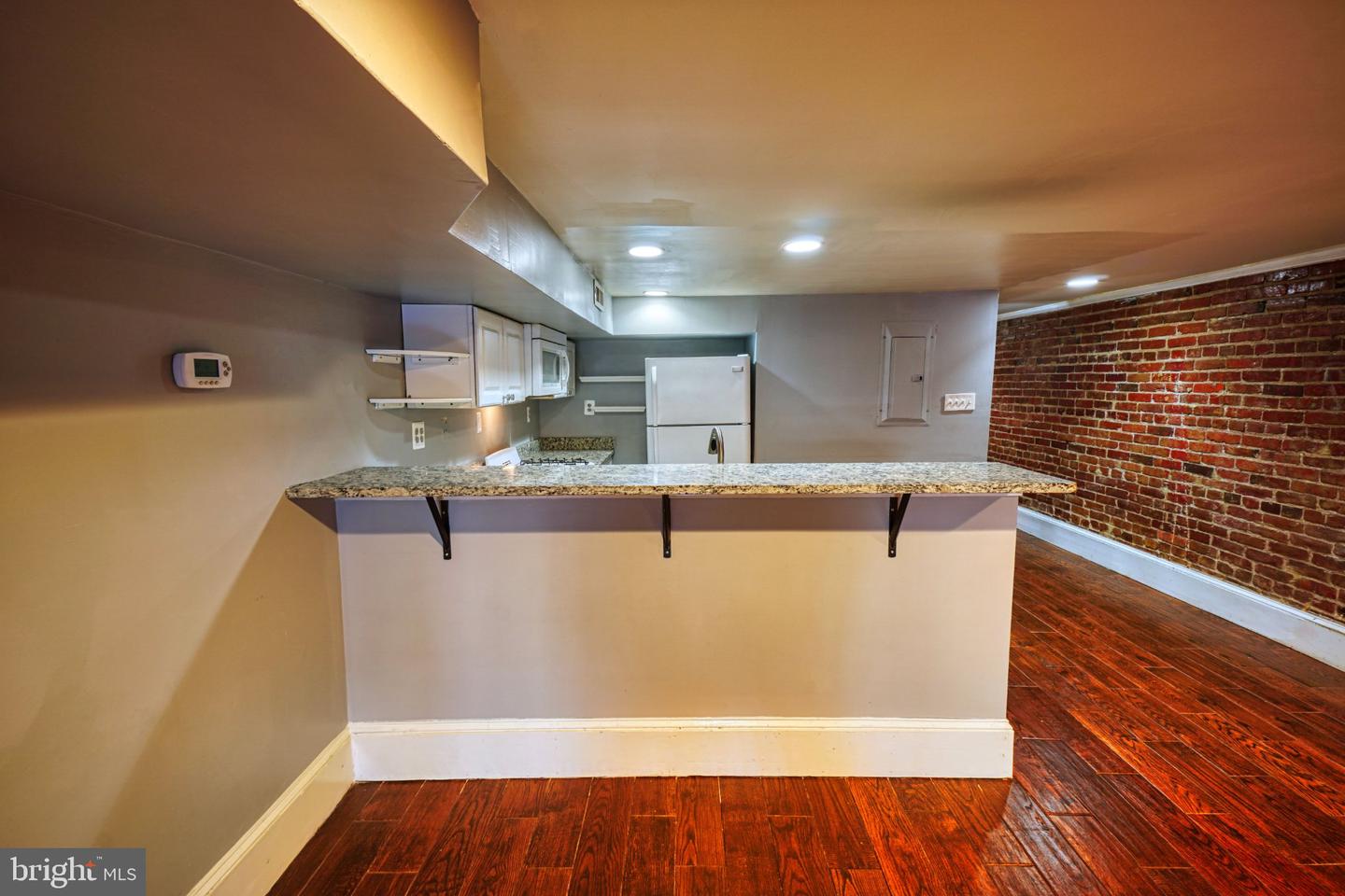 50 T St Nw #b Property Photo 6