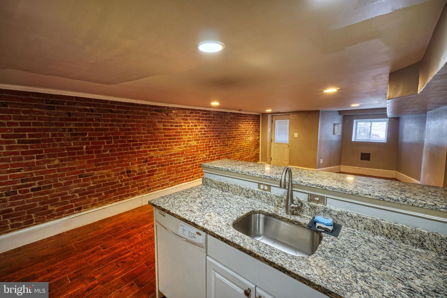 50 T St Nw #b Property Photo 7