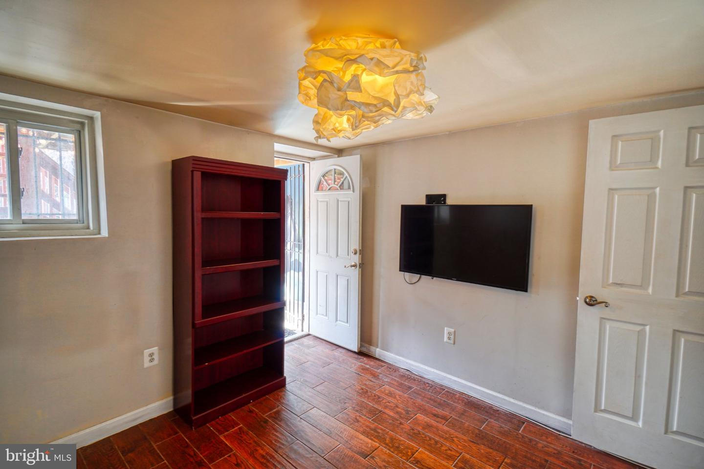 50 T St Nw #b Property Photo 17