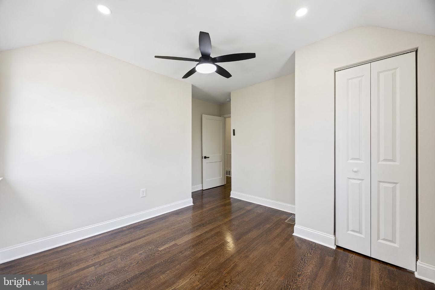 1601 Hamlin St Ne Property Photo 13