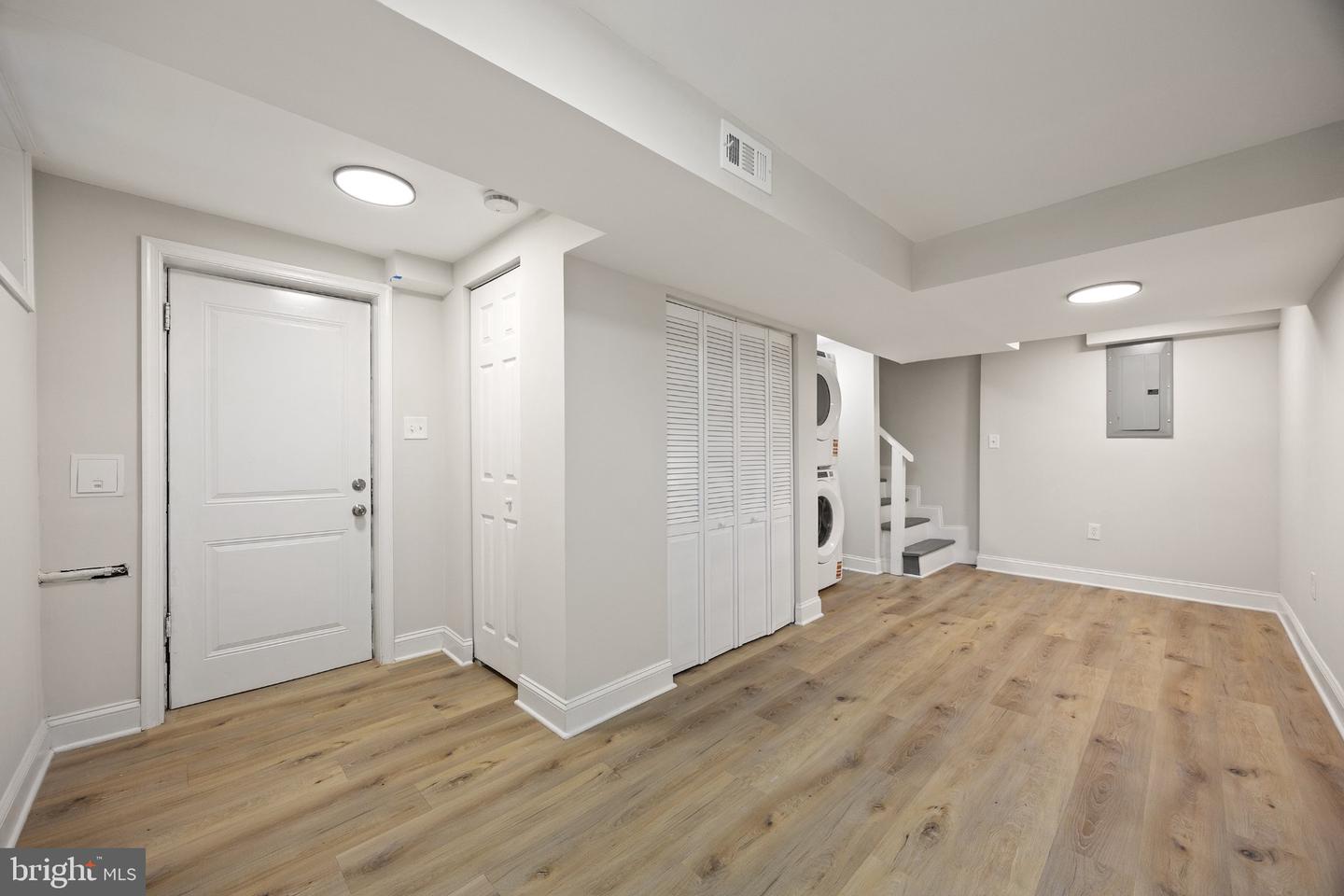 1601 Hamlin St Ne Property Photo 20