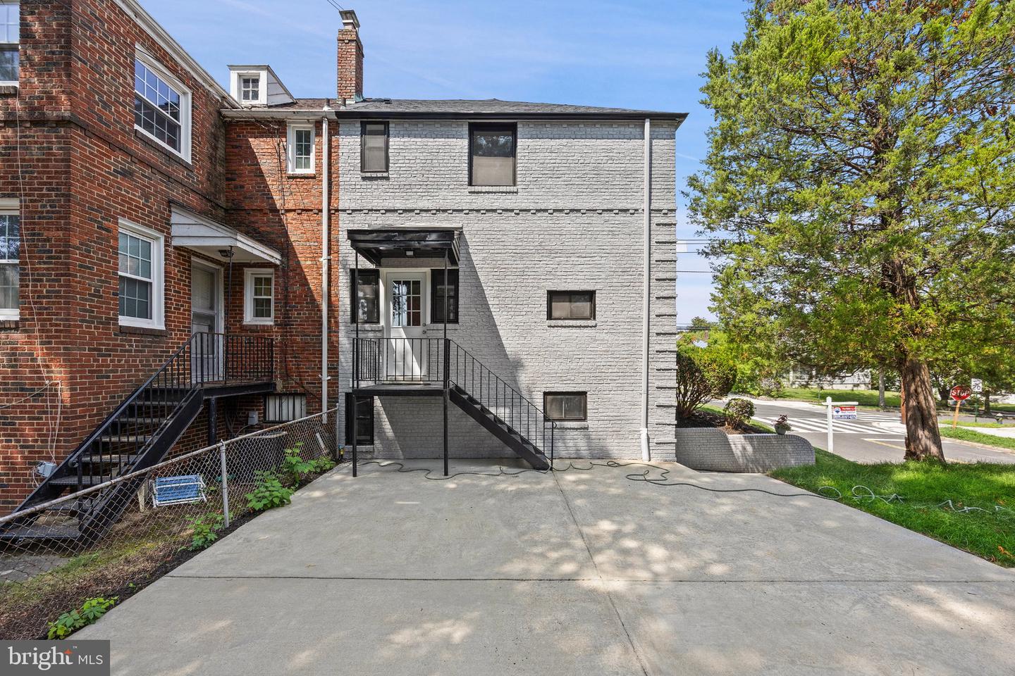 1601 Hamlin St Ne Property Photo 23
