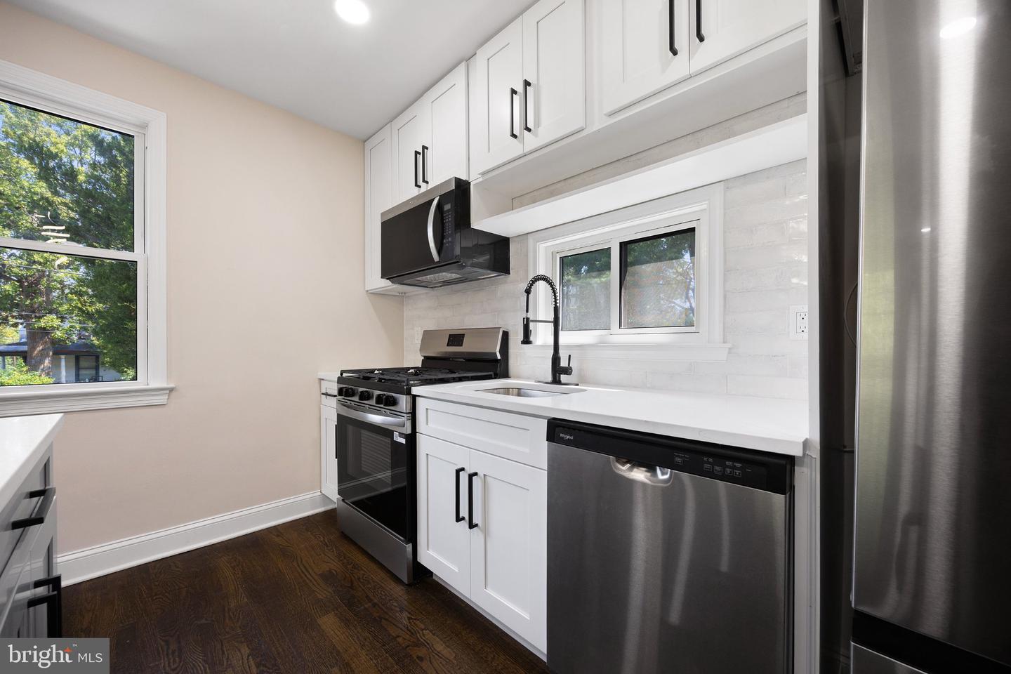 1601 Hamlin St Ne Property Photo 35