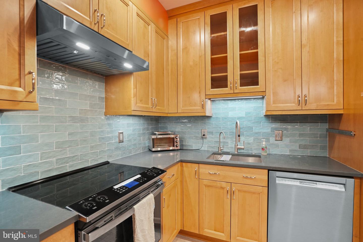 1612 Potomac Ave Se Property Photo 12