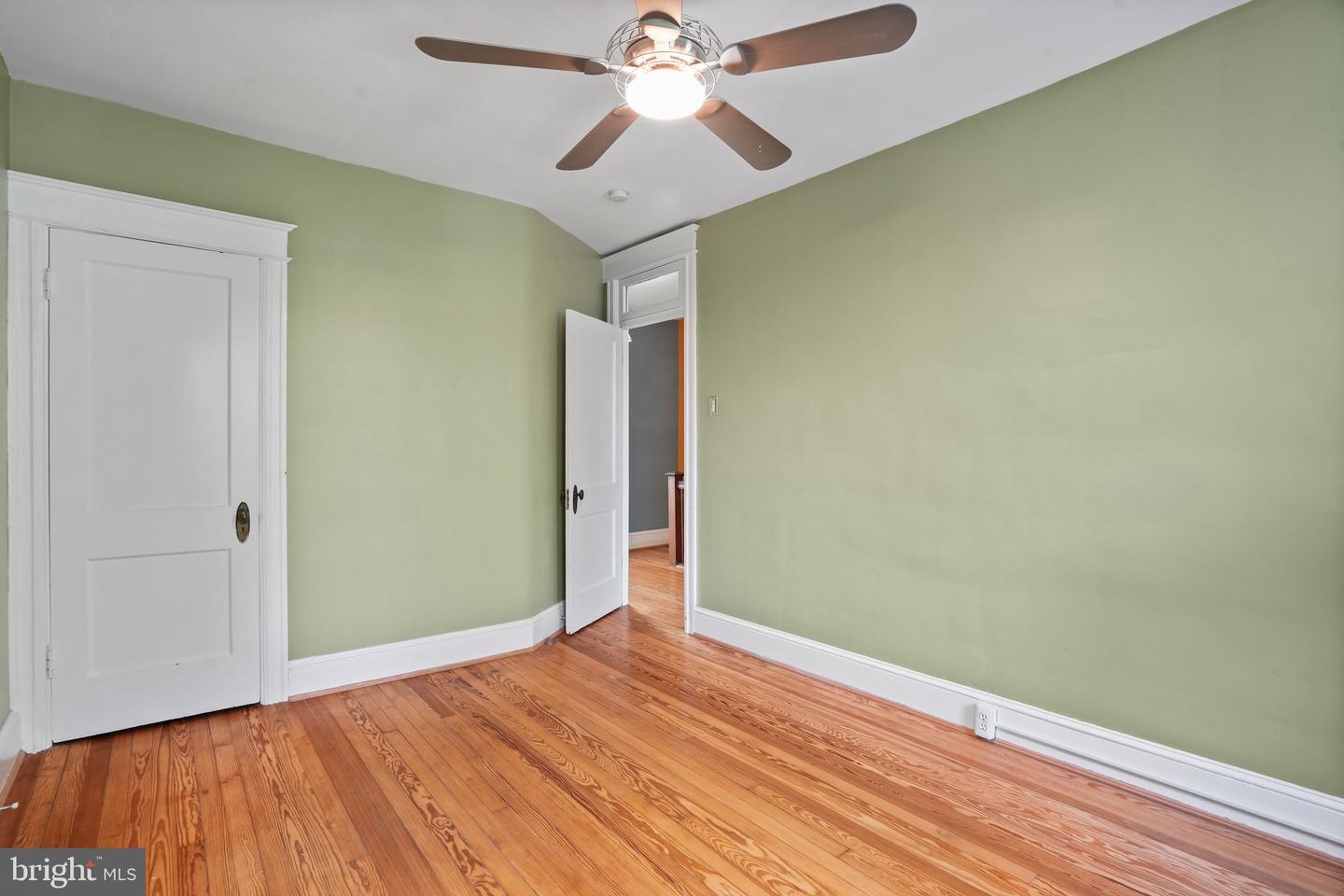 1612 Potomac Ave Se Property Photo 16