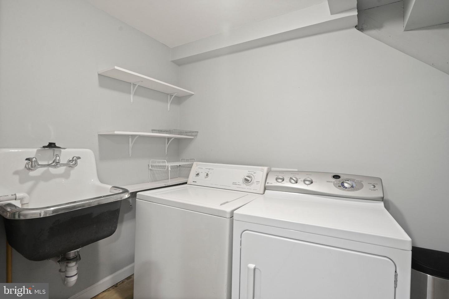 1612 Potomac Ave Se Property Photo 30