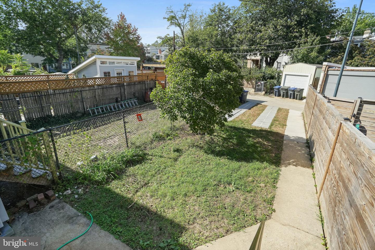 1612 Potomac Ave Se Property Photo 33