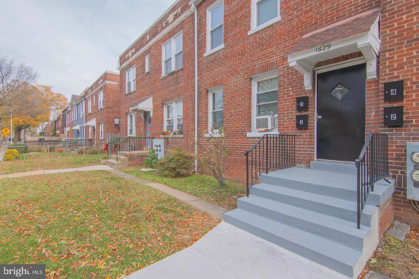 1629 West Virginia Ne #3 Property Photo 8
