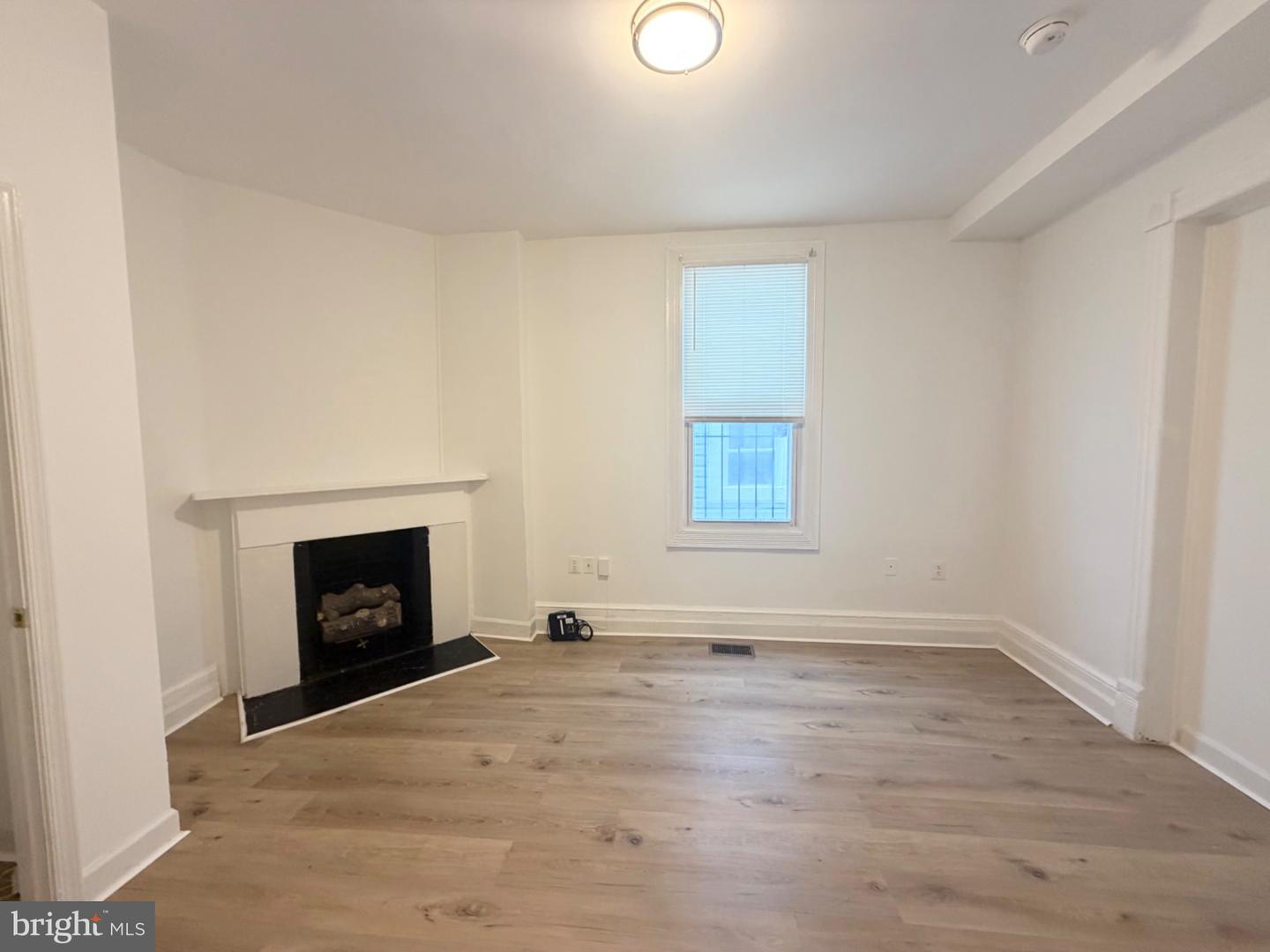 739 Morton St Nw Property Photo 3