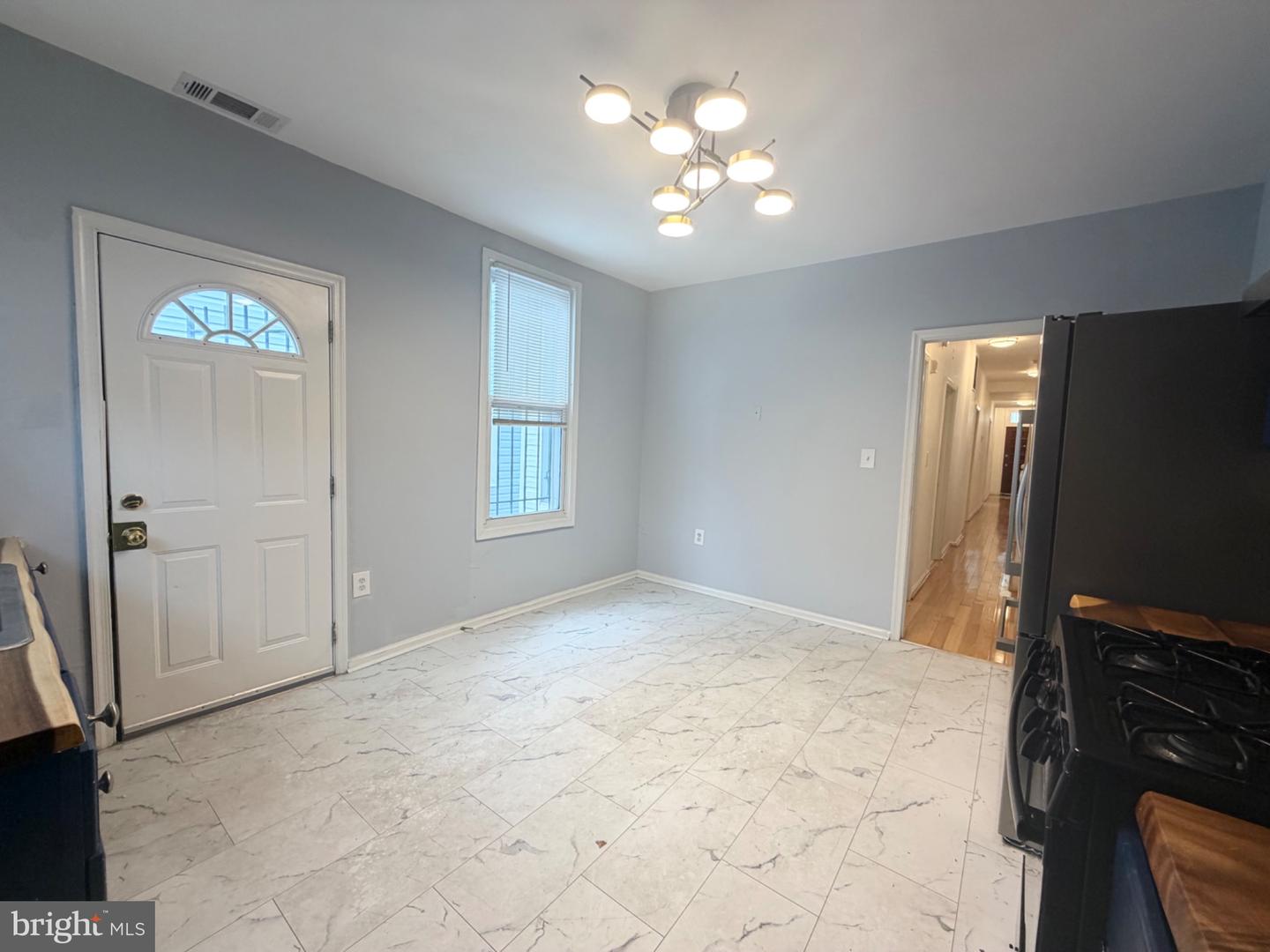 739 Morton St Nw Property Photo 5