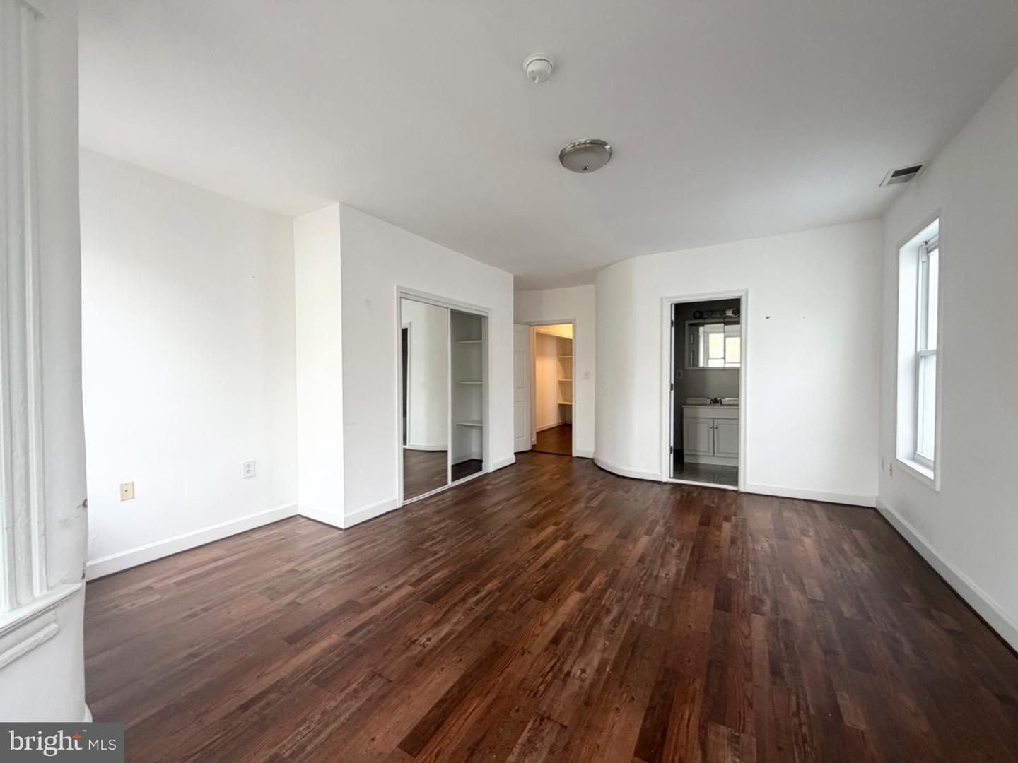 739 Morton St Nw Property Photo 8