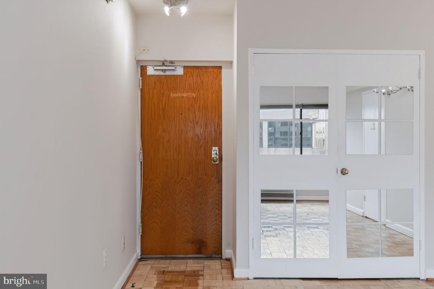2141 I St Nw #806 Property Photo 2