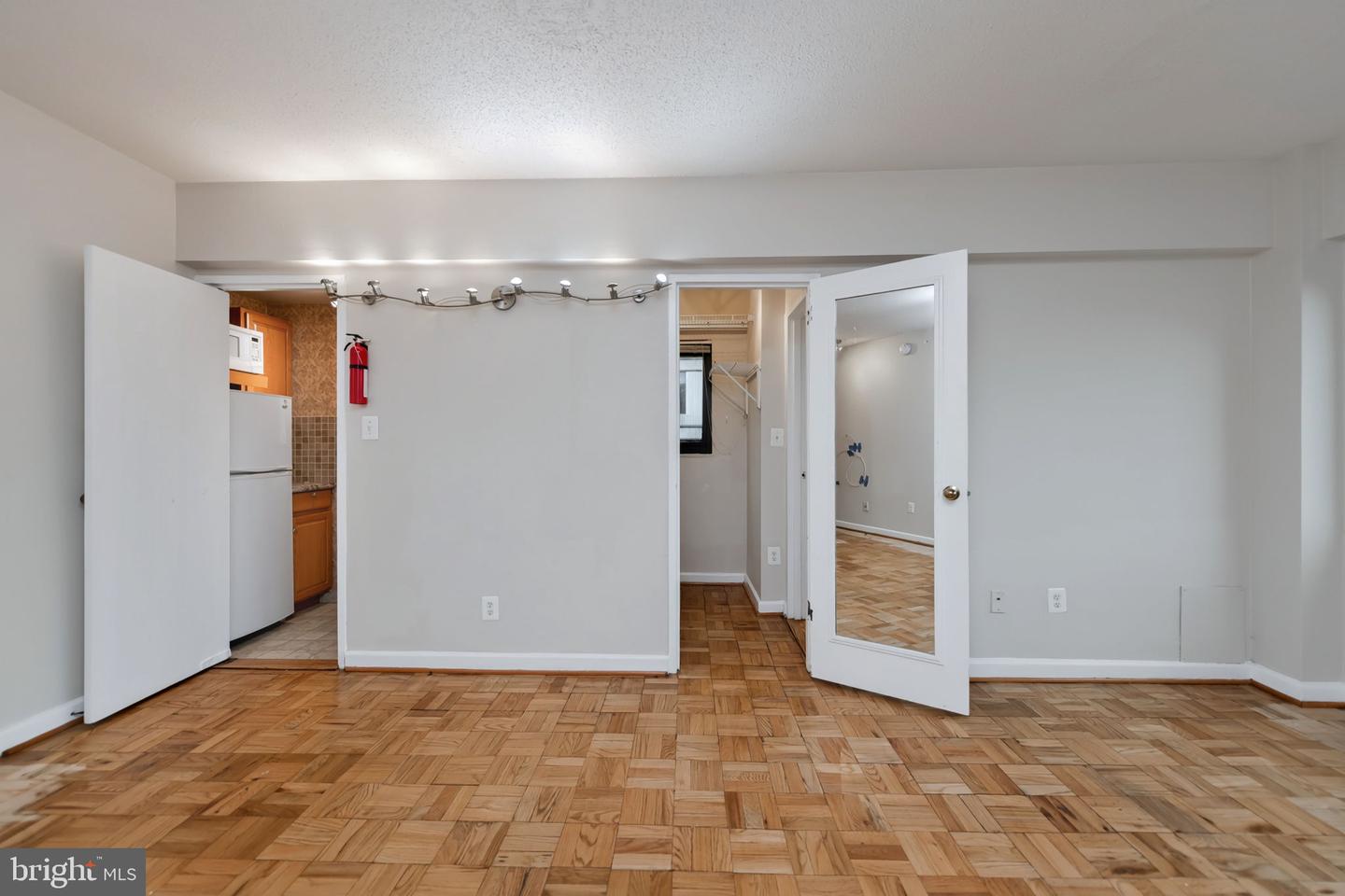 2141 I St Nw #806 Property Photo 7