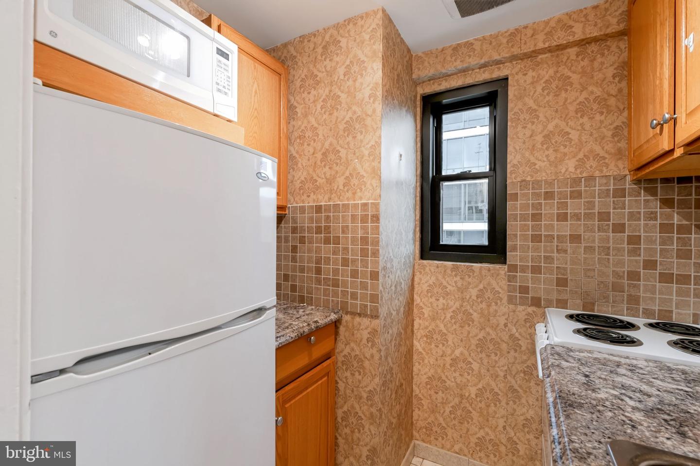 2141 I St Nw #806 Property Photo 9