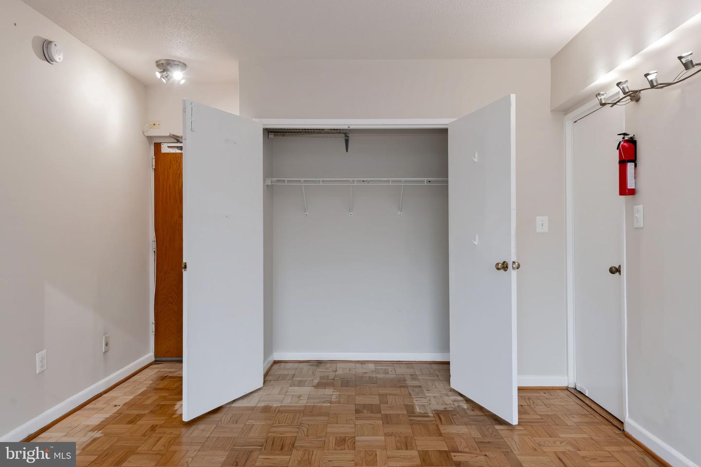 2141 I St Nw #806 Property Photo 13