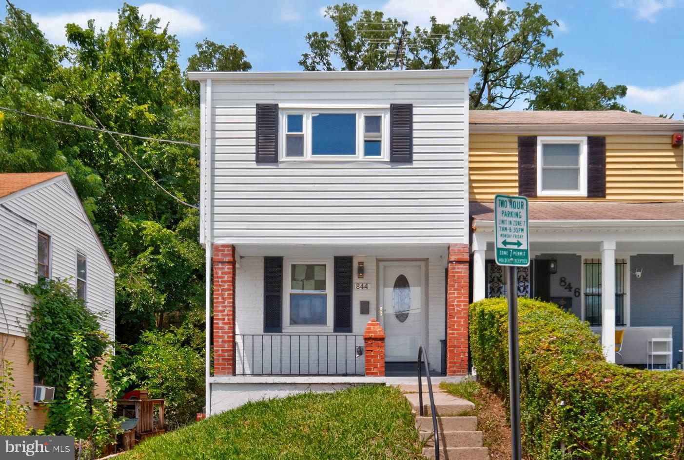 DCDC2284446 Property Photo 2