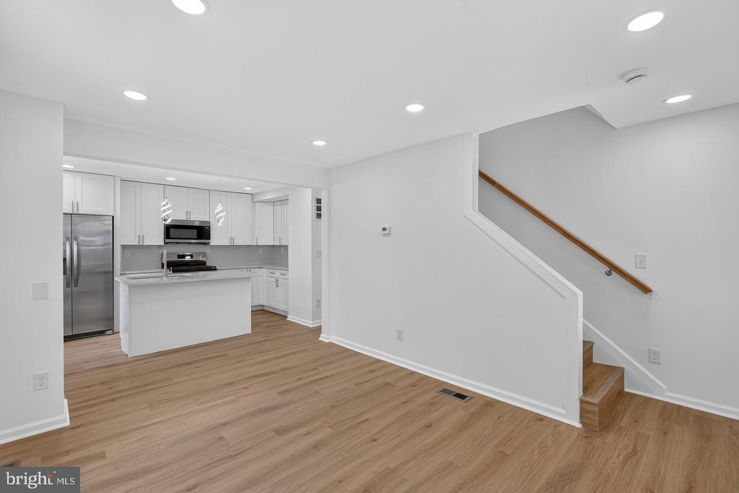 DCDC2284446 Property Photo 20
