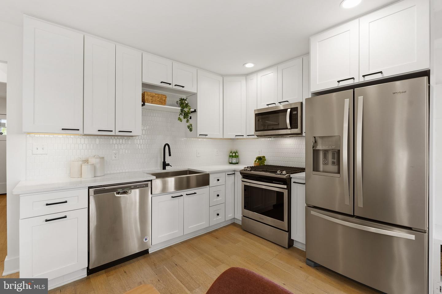 1711 Lang Pl Ne Property Photo 6