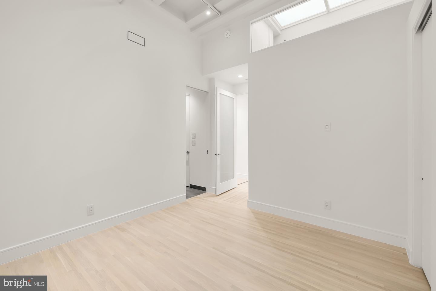 1515 14th St Nw #303 Property Photo 9