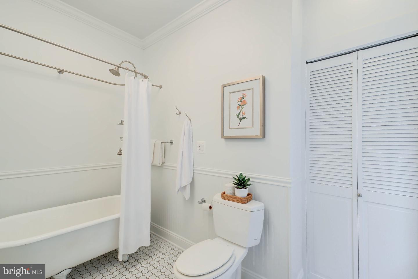 822 7th St Ne #2 Property Photo 25