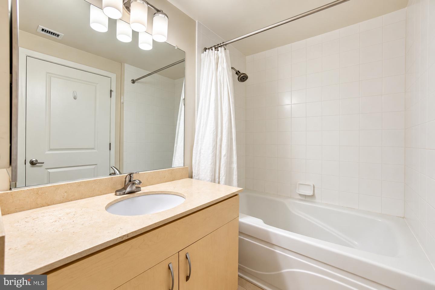 475 K St Nw #429 Property Photo 18