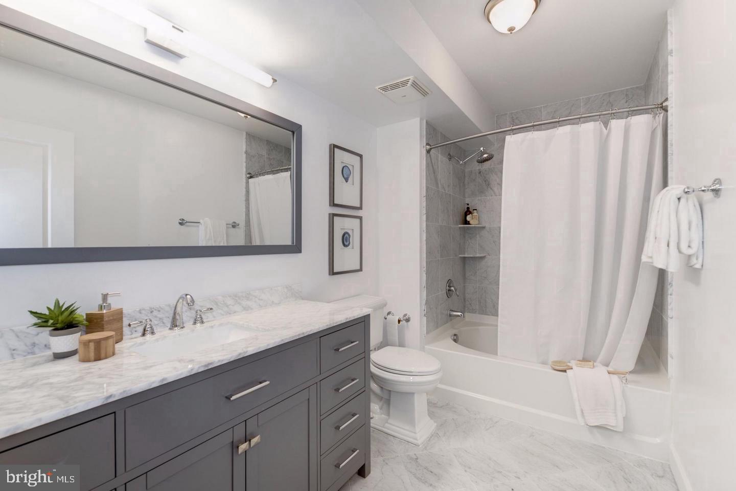 631 D St Nw #526 Property Photo 7