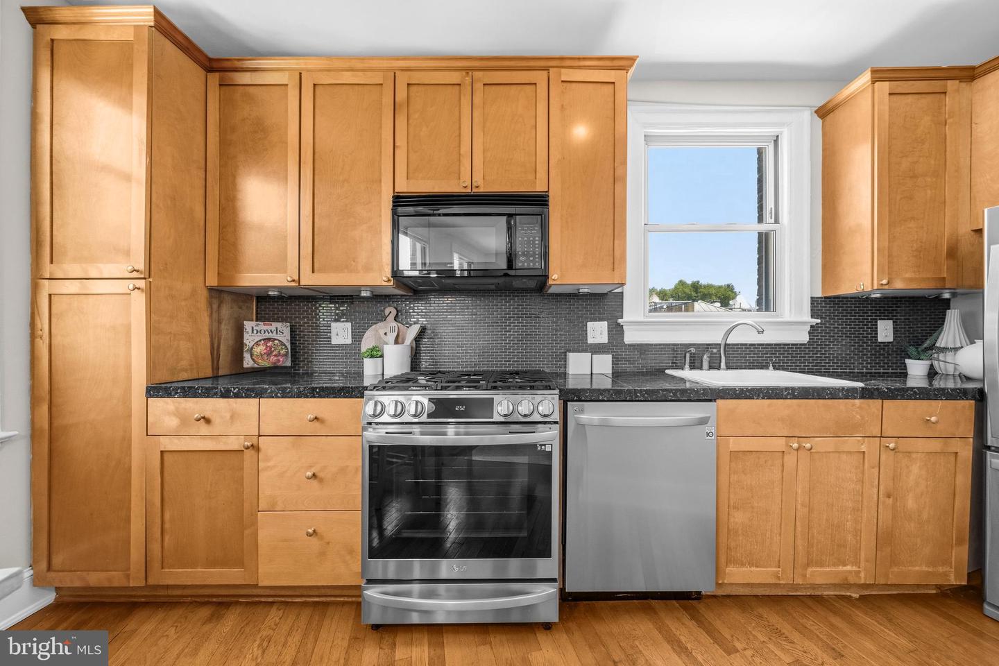 1875 Mintwood Pl Nw #36 Property Photo 10