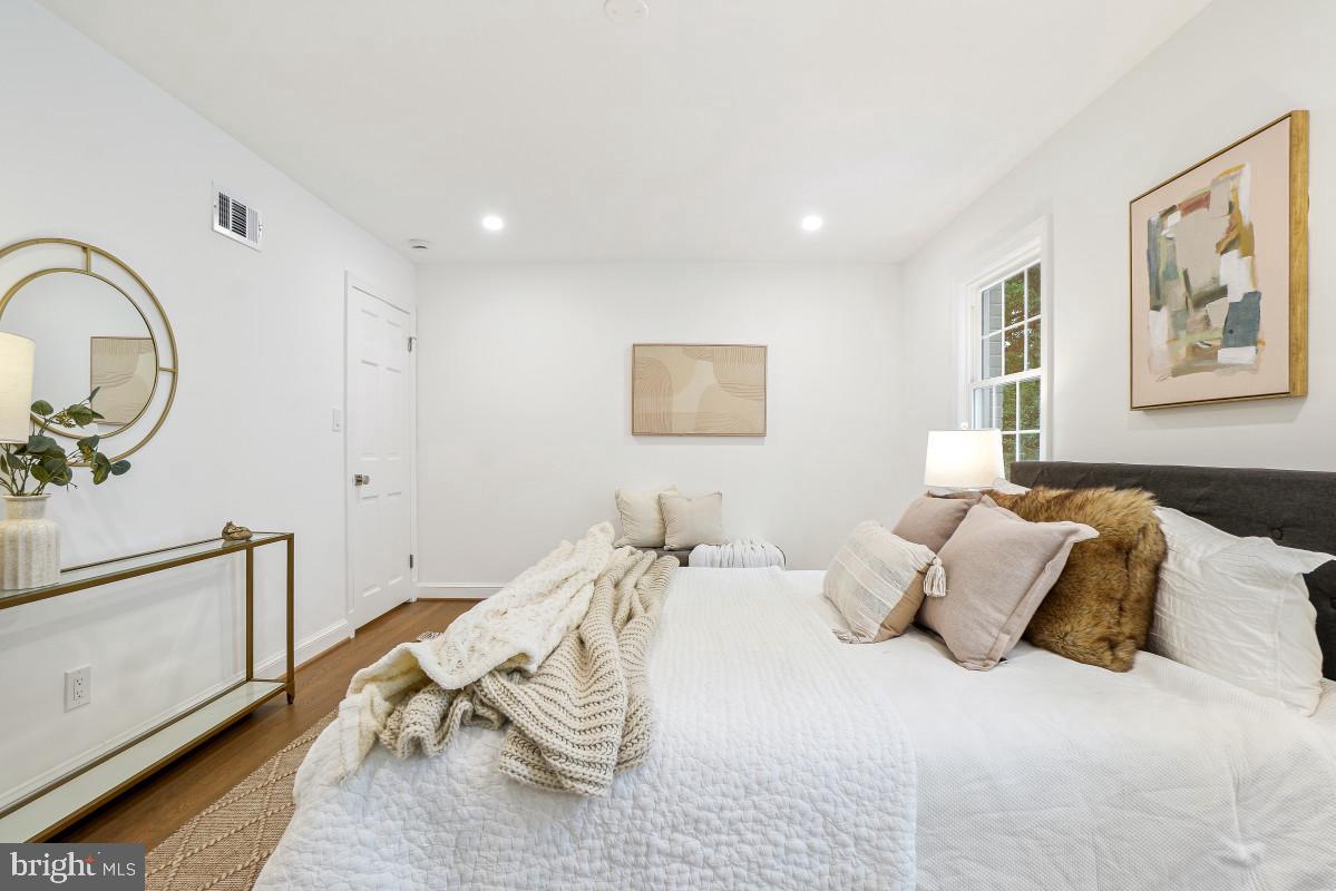 4512 Van Ness St Nw Property Photo 27