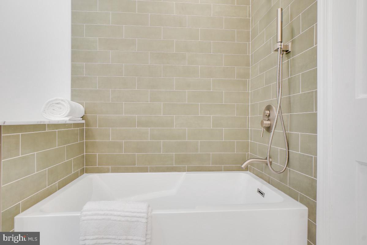 4512 Van Ness St Nw Property Photo 38
