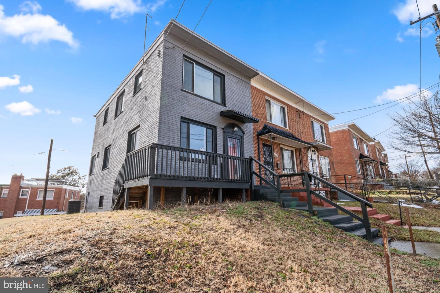 1261 GALLATIN ST NE Property Photo 1